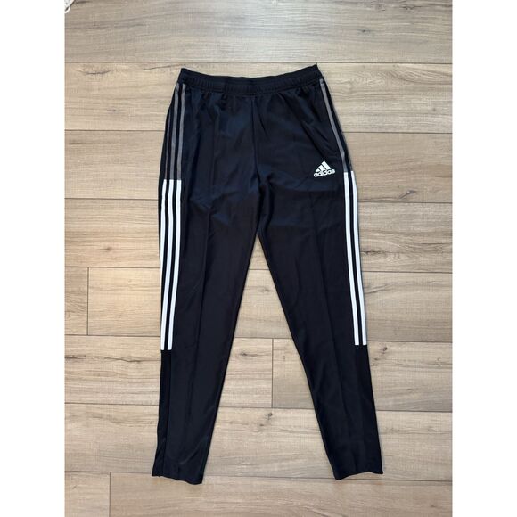 Adidas Originals Boy Kids TIRO 21 Track Pants Black XL Football Soccer 14 16 NWT - Picture 2 of 2